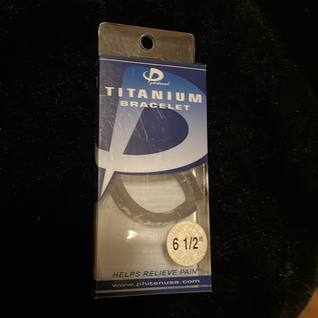 Phiten Braclet